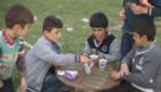 رسومات أطفال سوريا تعرض في الصين.. الحرب ديناصور مخيف