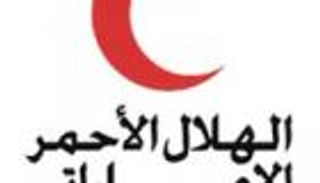 الإمارات توزع مساعدات غذائية وإيوائية في المناطق اليمنية