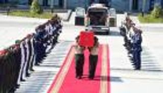 إجراء المراسم العسكرية الخاصة لشهيد الإمارات سعيد الفلاسي