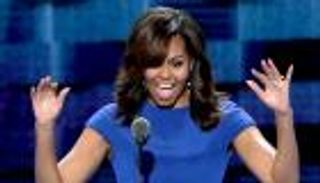 تسريب صورة جواز سفر ميشيل أوباما.. وشكوك بتورط روسيا 