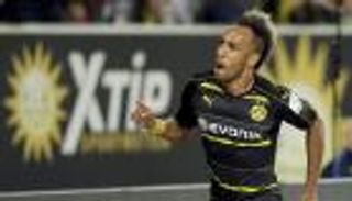 مدرب دورتموند يثير الشكوك حول مشاركة أوباميانج أمام الريال