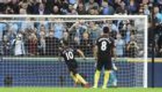 بالفيديو.. ثنائية أجويرو تقود السيتي لفوز مريح على سوانزي