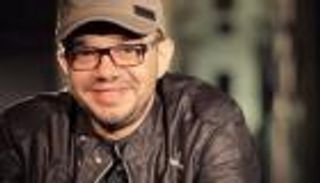 "صنايعية مصر" لعمر طاهر.. حكايات توثق لتراث مصر الثقافي