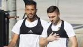 جاراي يقترب من العودة لفالنسيا قبل مواجهة أتليتكو مدريد