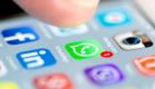 غضب في ألمانيا والسبب "فيس بوك" و"واتس آب"