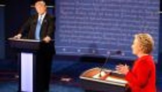 إنفوجراف.. أبرز الاتهامات المتبادلة في مناظرة "كلينتون  - ترامب"