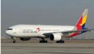 طائرة أمريكية تعود إلى لوس أنجلوس إثر دخان بحجرة الأمتعة