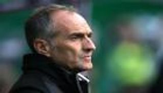 مدرب سوانزي سيتي يواجه خطر الاقالة بسبب ليفربول