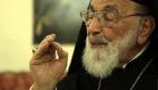 كابوتشي.. مطران فلسطين المنفي الذي نعته فتح وحماس