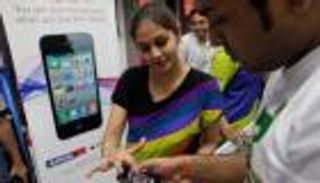 أبل تعتزم تصنيع هواتفها في الهند بدلاً من الصين في 2017