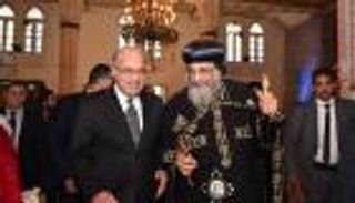 رئيس الوزراء المصري للبابا تواضروس: وحدتنا ستظل ثابتة 