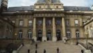 السجن 10 سنوات لفرنسي قاتل مع "داعش" بسوريا والعراق