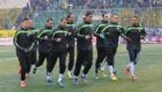 بجاية يطالب بتأجيل مبارياته في الدوري الجزائري