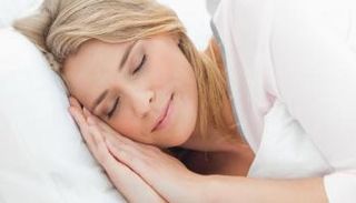 التحدث أثناء النوم له أسباب كثيرة