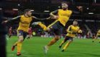 بالفيديو.. جيرو "العقرب" يحتفل بهدفه القاتل في بورنموث