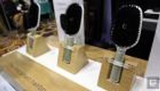 شركة فرنسية تطرح أول فرشاة شعر ذكية في العالم