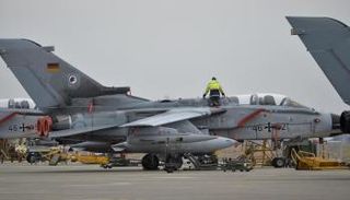 مقاتلة ألمانية في قاعدة إنجيرليك التركية