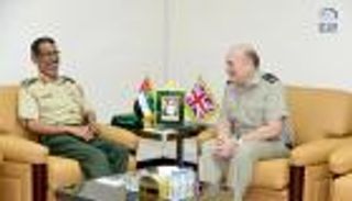 رئيس الأركان يستقبل نظيره البريطاني.. والضيف يزور واحة الكرامة