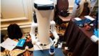 روبوت يساعدك على مهام المنزل 