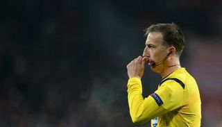 الحكم ديفيد فرنانديز بوربلان