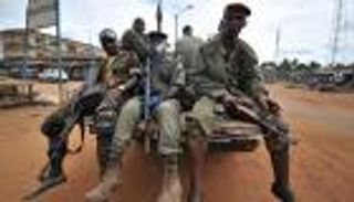 جنود سابقون يستولون على أسلحة ويتمركزون وسط ساحل العاج