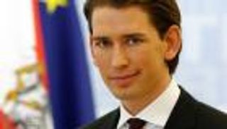 عنصرية نمساوية.. وزير يدعو لحظر الحجاب 