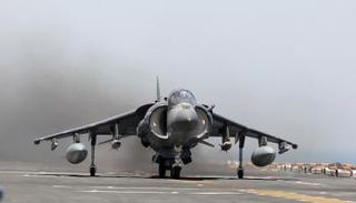 إحدى المقاتلات الأمريكية المشاركة في الحرب على داعش