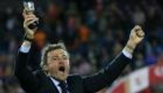 "برشلونة إنريكي" ينتظر انتفاضة معتادة بعد انتكاسة بداية العام