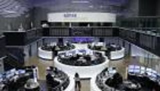 أسهم أوروبا تغلق مرتفعة بعد بيانات أمريكية