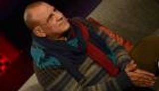 بالفيديو.. لماذا طرد هنيدي وعلاء ولي الدين من عزاء؟