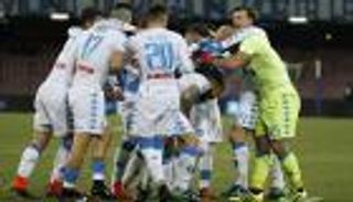 نابولي ينتزع فوزا صعبا من سامبدوريا 