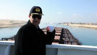 رئيس هيئة قناة السويس