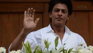 شاروخان غضب كثيرا مما حدث