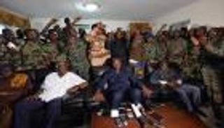 الإفراج عن وزير دفاع ساحل العاج بعد ساعتين من الاحتجاز 