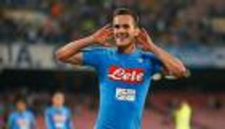 "خليفة هيجوايين" يقترب من تدعيم نابولي