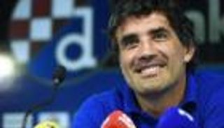 النصر السعودي يمدد عقد مدربه ماميتش