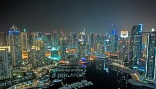 إمارة دبي مساء