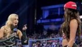 نيكي بيلا تعتدي على نتاليا بعد مشادة كلامية