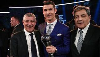 رونالدو يفوز بالجائزة