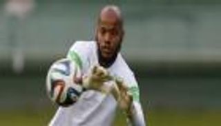 حارس الجزائر على أعتاب سابع الدوري الفرنسي 