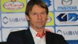 مدرب الإسماعيلي الجديد يراهن على العودة للقمة 