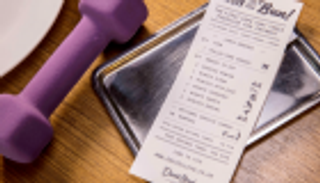 في هذا المقهى.. التدريبات الرياضية بدلا من دفع النقود