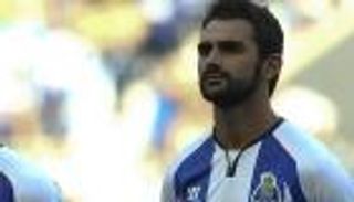 بورتو يعرض أدريان لوبيز للبيع