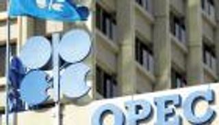 الجزائر تبدأ رسميا تخفيض إنتاج النفط