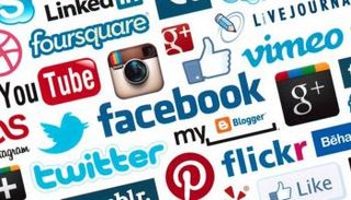 الشبكات الاجتماعية