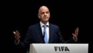 عادل عزت: إنفانتينو يدعم المنتخب السعودي