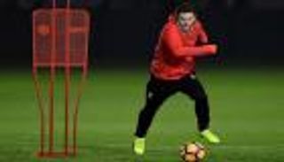 برشلونة ويوفنتوس ينافسان سان جيرمان على لالانا