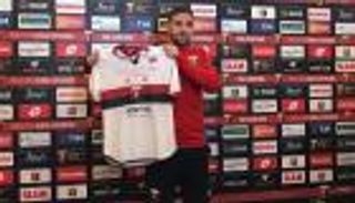 تاعرابت متحمّس لتجربته السابعة في الملاعب الأوروبية