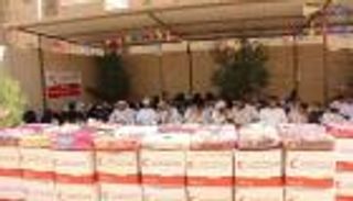 الهلال الأحمر الإماراتي يقدم مساعدات لذوي الإعاقة بوادي حضرموت