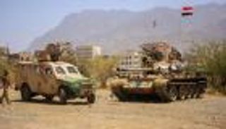 القوات اليمنية تسيطر على مواقع وتلال إستراتيجية بين تعز والحديدة